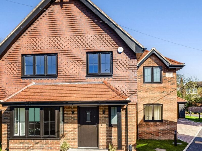 Fascias and Soffits by AM Roofing Services Ltd